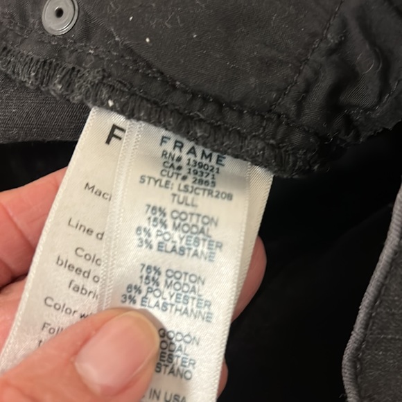 Frame Denim Le Skinny de Jeanne Crop with Double Triangle Fray Crop - Picture 7 of 8